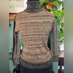BCBGMaxAzria Black and Tan Patterned Sweater